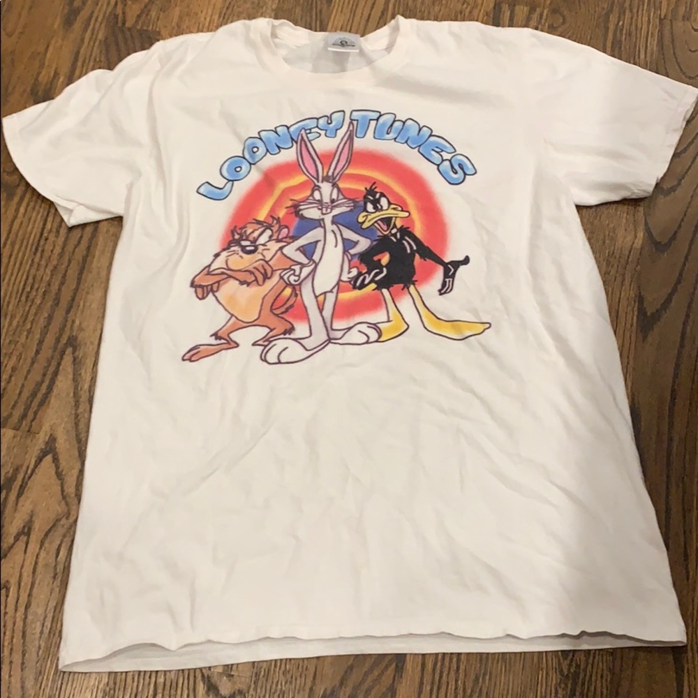 Looney Tunes shirt size S